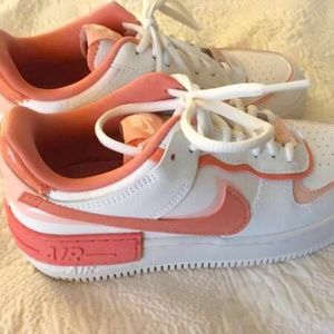 Air Force 1 - Pink - Women’s 6 - New